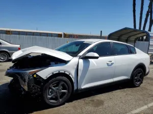 Kia K4 2.0L 4 2026