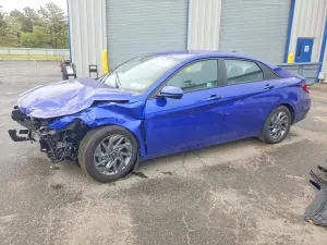 Hyundai Elantra 2.0L 4 2024
