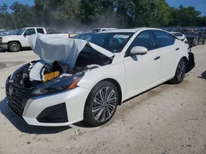 Nissan Altima 2.5L 4 2025