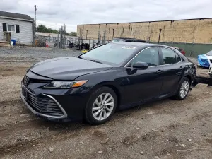 Toyota Camry 2.5L 4 2021