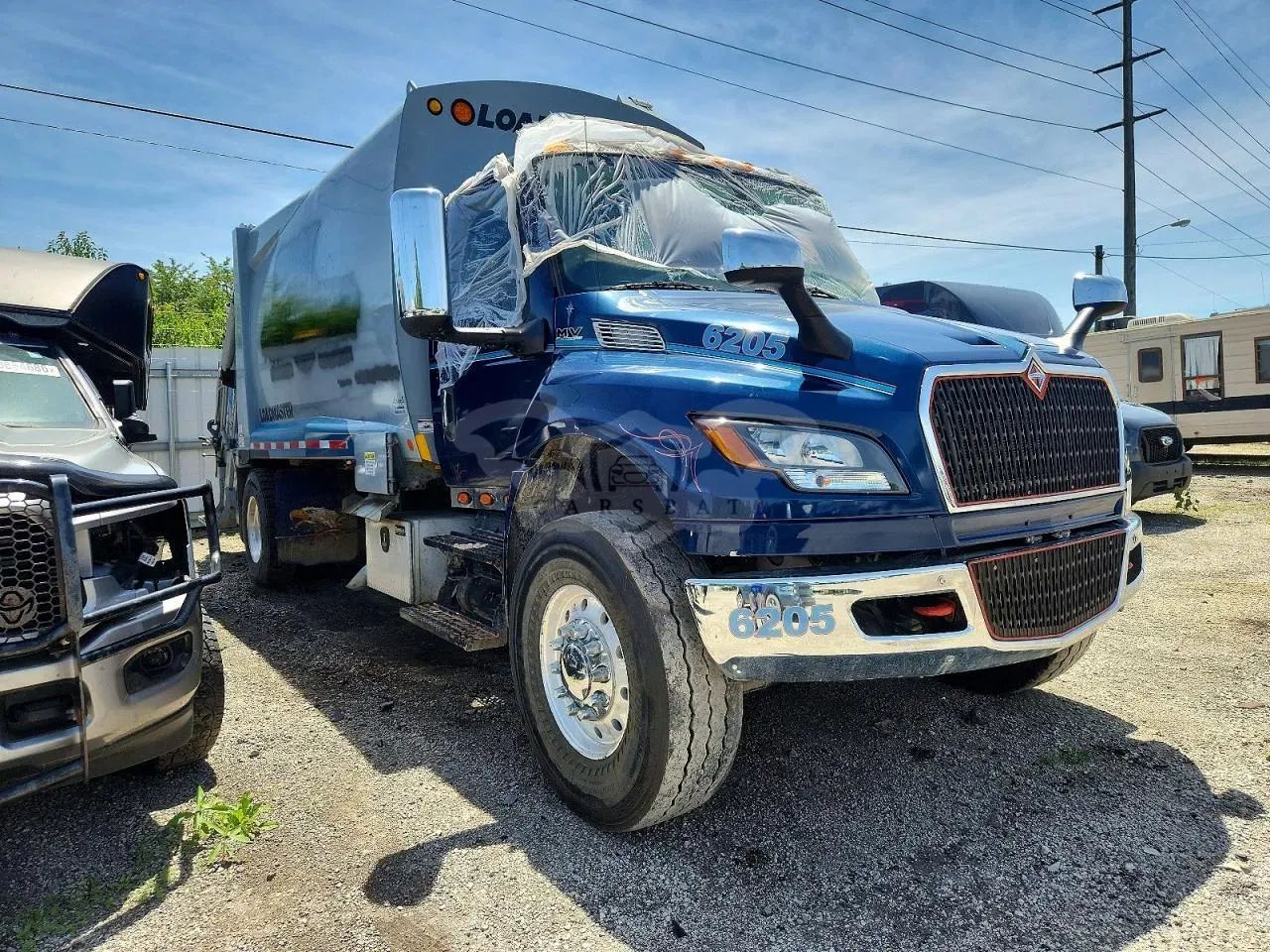 International MV Series 8.9L 6 2023
