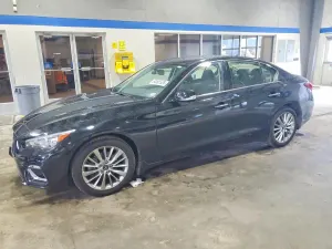 Infiniti Q50 3.0L 6 2021