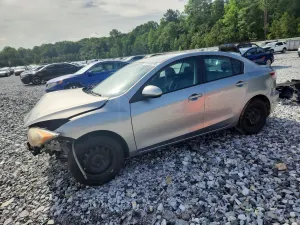 Mazda 3 2.0L 4 2013