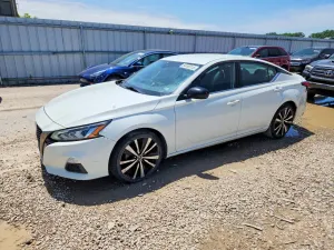Nissan Altima 2.5L 4 2020