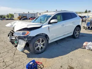 Volvo XC60 3.0L 6 2015