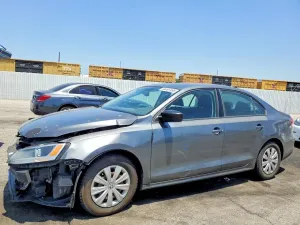 Volkswagen Jetta 2.0L 4 2014