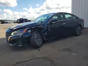 Nissan Altima 2.5L 4 2025
