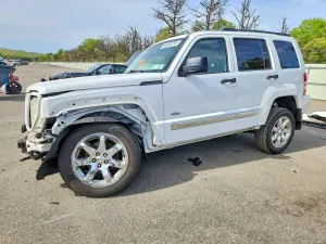 Jeep Liberty 3.7L 6 2012