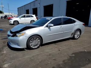 Lexus ES 3.5L 6 2013