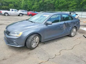 Volkswagen Jetta 1.8L 4 2015
