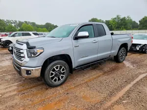 Toyota Tundra 5.7L 8 2021