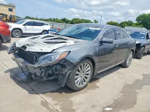 Lincoln MKS 3.7L 6 2015