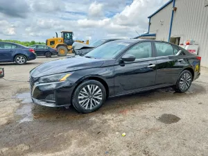 Nissan Altima 2.5L 4 2025