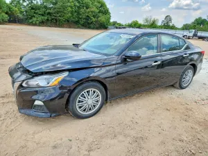 Nissan Altima 2.5L 4 2020