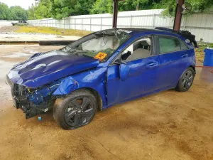 Hyundai Elantra 2.0L 4 2022