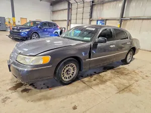 Lincoln Town Car 4.6L 8 2000