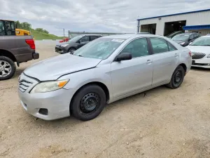 Toyota Camry 2.5L 4 2010