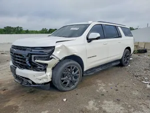 Chevrolet Suburban 5.3L 8 2025