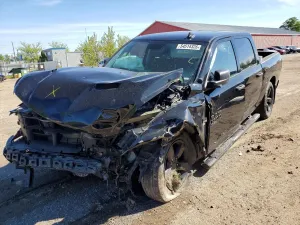 RAM 1500 5.7L 8 2019