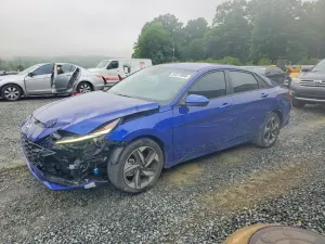 Hyundai Elantra 2.0L 4 2023