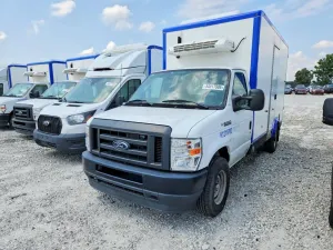 Ford Econoline 7.3L 8 2024