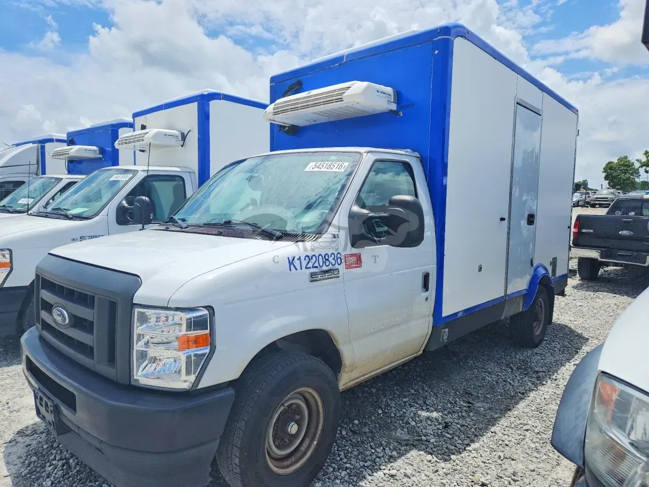 Ford Econoline 7.3L 8 2023