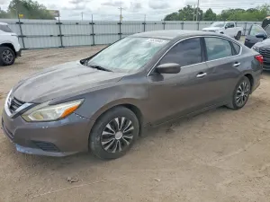 Nissan Altima 2.5L 4 2017