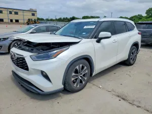 Toyota Highlander 3.5L 6 2021