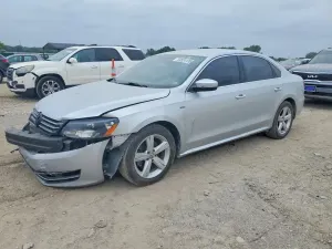 Volkswagen Passat 1.8L 4 2015