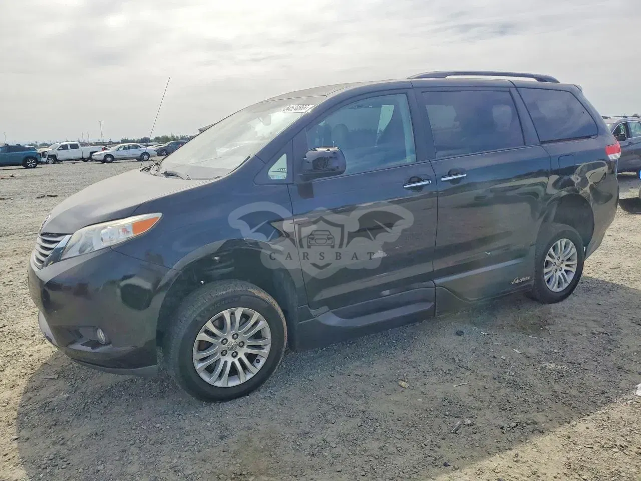 Toyota Sienna 3.5L 6 2013