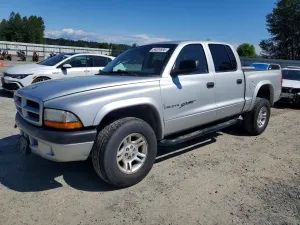 Dodge Dakota 4.7L 8 2001