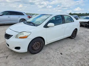 Toyota Yaris 1.5L 4 2012