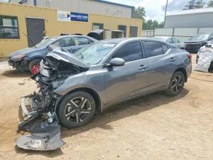 Nissan Sentra 2.0L 4 2025