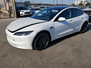 Tesla Model 3 2025