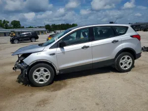 Ford Escape 2.5L 4 2019