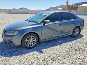 Volkswagen Jetta 1.4L 4 2016