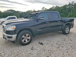 RAM 1500 5.7L 8 2019