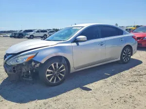 Nissan Altima 2.5L 4 2017