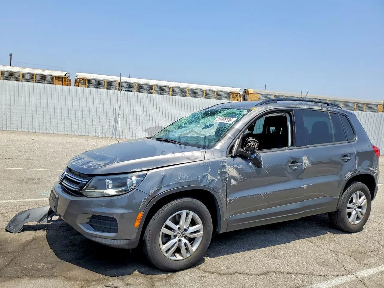 Volkswagen Tiguan 2.0L 4 2015