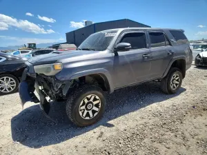Toyota 4Runner 4.0L 6 2021