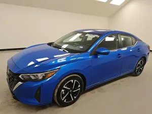 Nissan Sentra 2.0L 4 2025