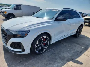 Audi RSQ8 4.0L 8 2022