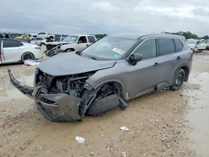 Nissan Rogue 2.5L 4 2021