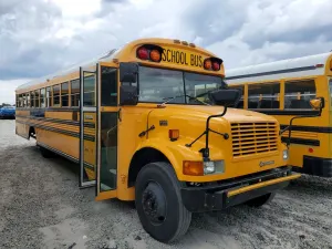 International 3000 8 1997