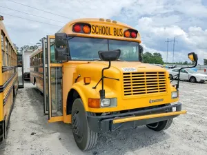 International 3000 8 1997