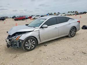 Nissan Altima 2.5L 4 2019