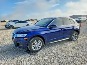 Audi Q5 2.0L 4 2020
