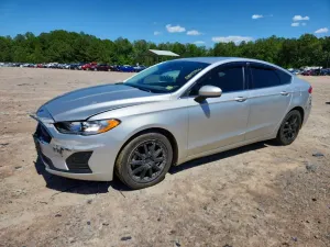 Ford Fusion 2.0L 4 2019