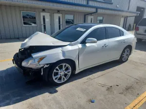 Nissan Maxima 3.5L 6 2014
