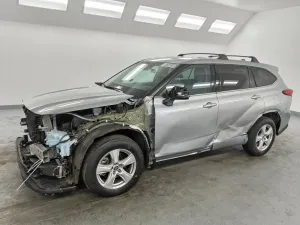 Toyota Highlander 3.5L 6 2022